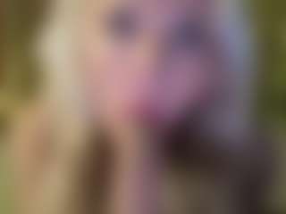 Live cam show with Serenexx - Solo on friskycurves.com