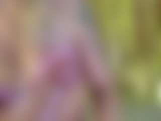 Live cam show with Serenexx - Blonde Hair on Milfs Live
