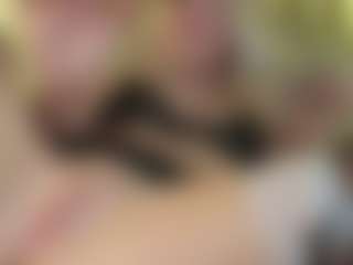Live cam show with Serenexx - Blonde Hair on liverealitysex.com