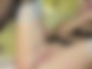 Serenexx MILF webcam performer live streaming
