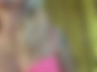 Live cam show with Serenexx - Bedroom on AdultVida.com