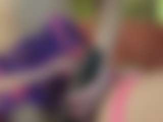 Live cam show with Serenexx - Athletic Small Tits on Camsoda
