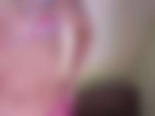 Live cam show with Serenexx - Nipple Piercings on Camsoda