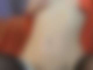 Serenexx MILF webcam performer live streaming