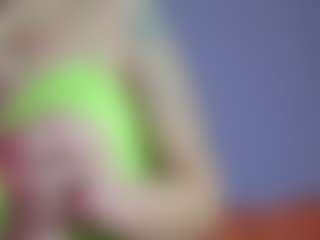 Live cam show with Serenexx - Blonde Hair Middle Aged on AdultVida.com