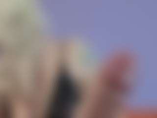 Live cam show with Serenexx - Blonde Hair Petite on Camsoda