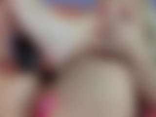 Live cam show with Serenexx - Lovense Petite on Camsoda