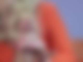Live cam show with Serenexx - Interactivetoy Mature on MyBangCams