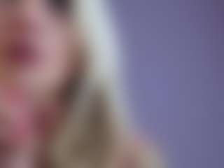Live cam show with Serenexx - Middle Aged on Streamer API