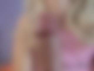 Live cam show with Serenexx - Bedroom Blonde Hair on Camsoda
