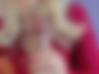 Serenexx MILF webcam performer live streaming