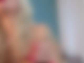 Live cam show with Serenexx - Athletic Middle Aged on xfollow cams