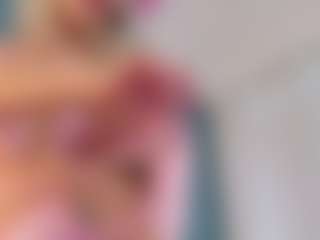 Live cam show with Serenexx - Athletic Small Tits on Camsoda