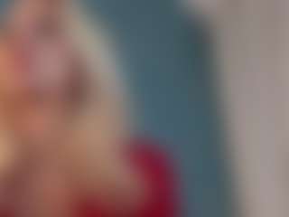 Live cam show with Serenexx - Fingering on Gym Cam Girls