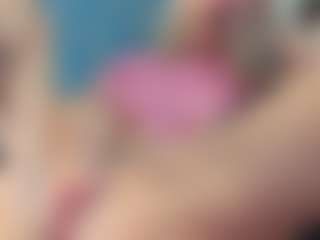 Live cam show with Serenexx - HD MILF on Hubzter Live