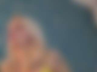 Live cam show with Serenexx - Butt Plug on dropp.cam