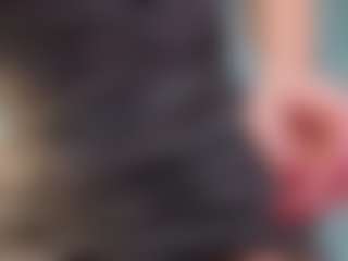 Live cam show with Serenexx - Blonde Hair Middle Aged on live.xbliss.ai