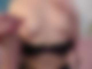 Live cam show with Serenexx - Middle Aged on livesexfox.com