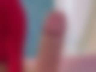 Serenexx MILF webcam performer live streaming