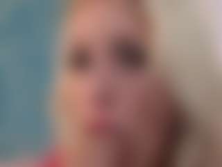 Live cam show with Serenexx - Interactivetoy Mature on liverealitysex.com