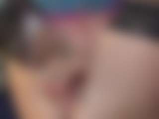 Live cam show with Serenexx - HD MILF on slutload