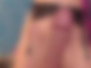 Live cam show with Serenexx - Athletic on madthumbs