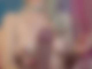 Live cam show with Serenexx - Bedroom MILF on liverealitysex.com