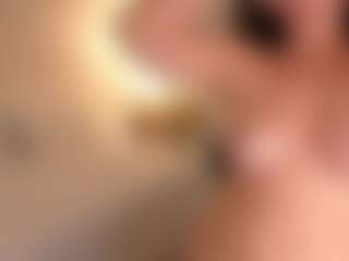 Live cam show with avalodge - Living Room on live18s.com