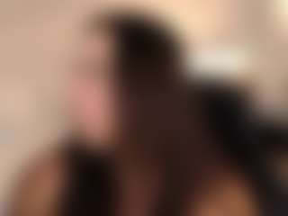 Live cam show with avalodge - Bikini on UwU Esports