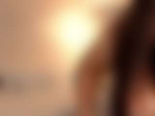 Live cam show with avalodge - Bikini on Milf Play