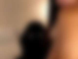 Live cam show with avalodge - Bikini on wildcum.com
