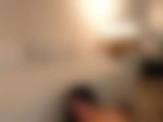 Live cam show with avalodge - Bedroom on Cam Slut
