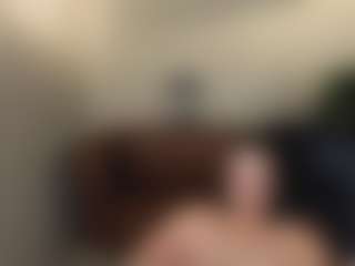 Live cam show with avalodge - Solo on UwU Esports