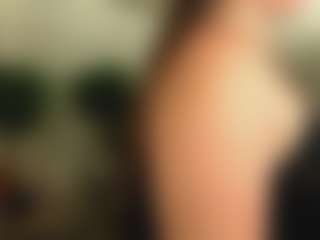 Live cam show with avalodge - Bedroom on Camsoda