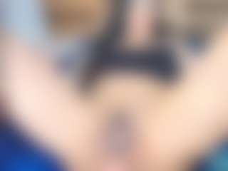 Live cam show with janette-rider - Lesbian on madthumbs