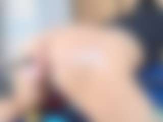 Live cam show with janette-rider - Brown Hair MILF on Camsoda Late Night