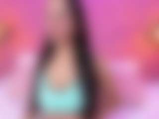 Karina MILF webcam performer live streaming