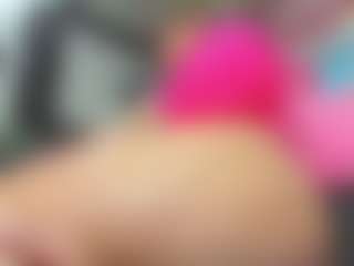 atenea160 MILF webcam performer live streaming