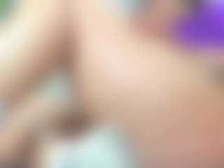 atenea160 MILF webcam performer live streaming