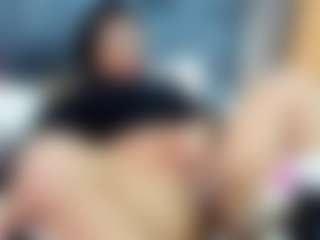 emily-86's Live Sex Cam Show