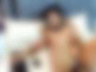 emily-86's Live Sex Cam Show