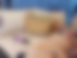 emily-86's Live Sex Cam Show