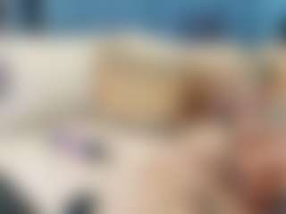 emily-86's Live Sex Cam Show