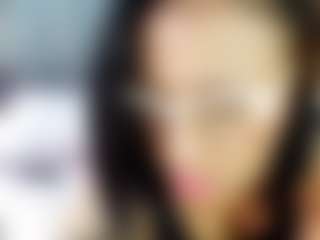 emily-86's Live Sex Cam Show