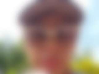 emily-86's Live Sex Cam Show