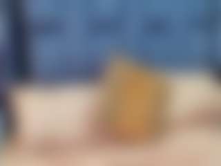 emily-86's Live Sex Cam Show