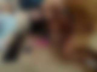 emily-86's Live Sex Cam Show