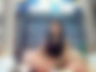 emily-86's Live Sex Cam Show