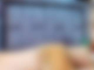 emily-86's Live Sex Cam Show