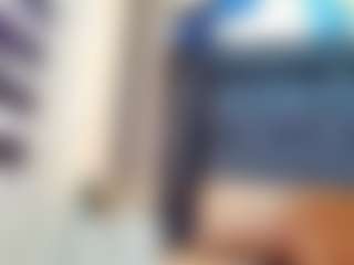 emily-86's Live Sex Cam Show